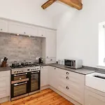 Vakantiehuis Adas Hideaway *