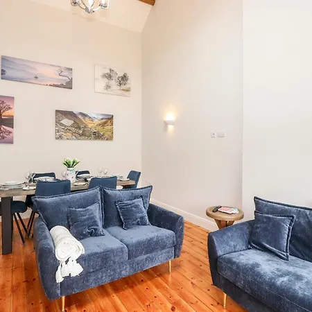 Сasa de vacaciones Adas Hideaway Kendal